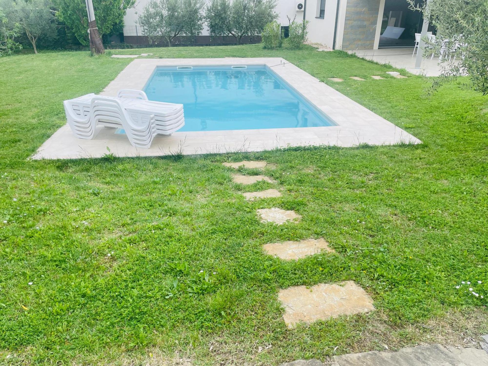 Paradise Villas With Swimming Pool Koper Exterior foto